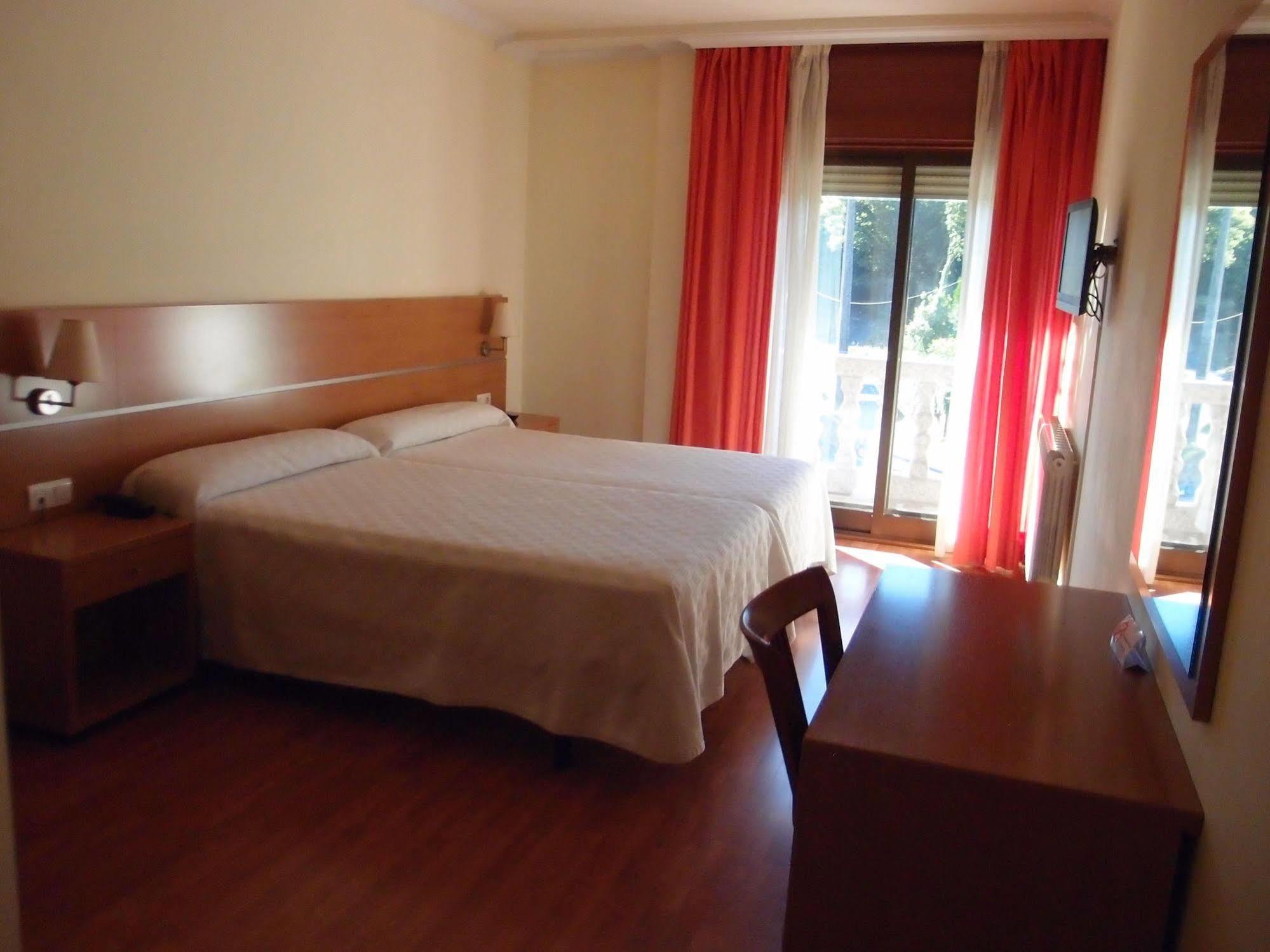 Hotel Avion By Bossh Hotels Виго Экстерьер фото