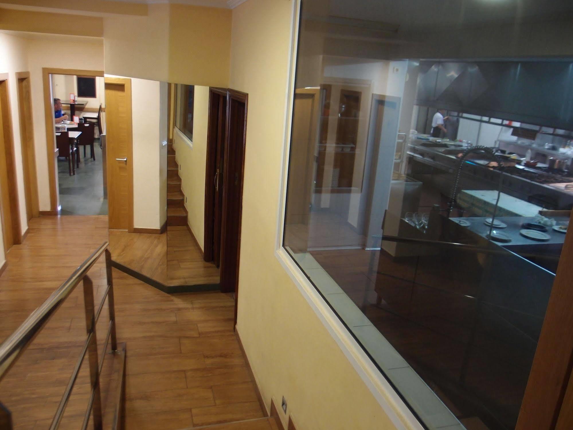 Hotel Avion By Bossh Hotels Виго Экстерьер фото