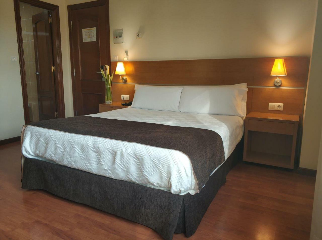Hotel Avion By Bossh Hotels Виго Экстерьер фото